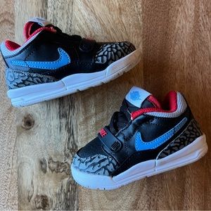 Nike Jordan’s Toddler size 5 US